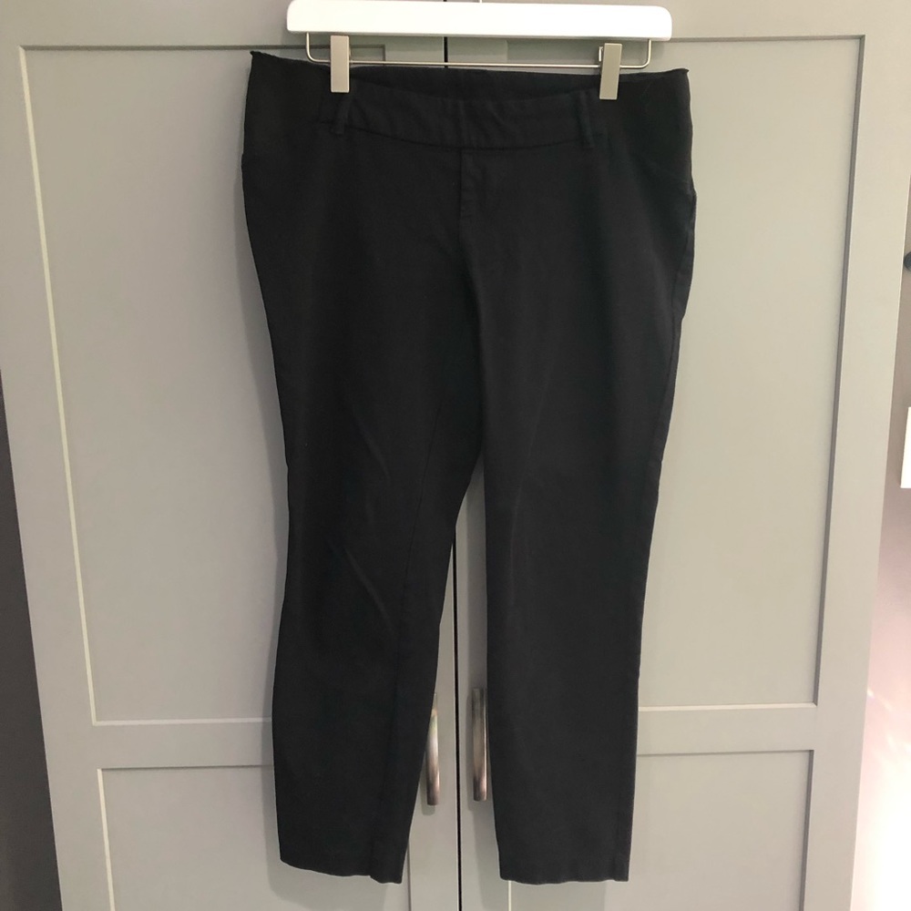 Old Navy | Black Pixie Maternity 6